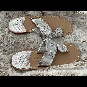 Jack Rogers size 9 flip flops never worn